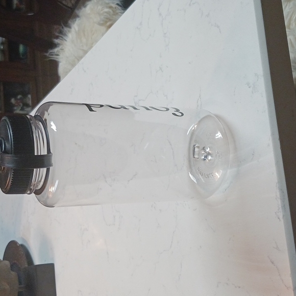 BPA FREE WATER BOTTLE - Picture 2 of 3